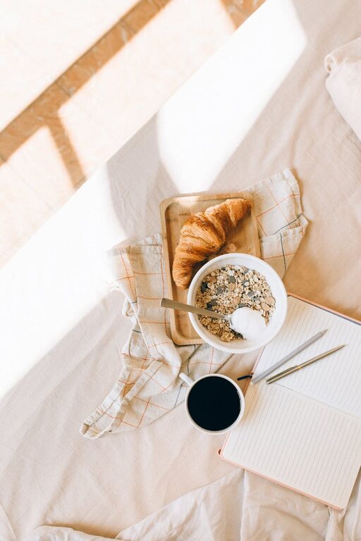 Beginner Guide to Journaling Every Day: Tips to Get Started and Stay Consistent